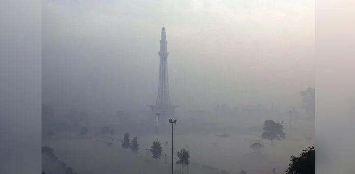 Motorway closed due to smog